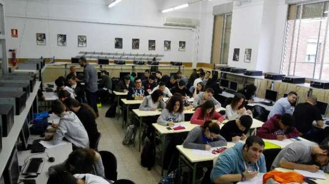 Master class, taller de ilustración, ángel espinosa, semana don bosco 2016, artes gráficas, salesianos atocha, formación rpofesional