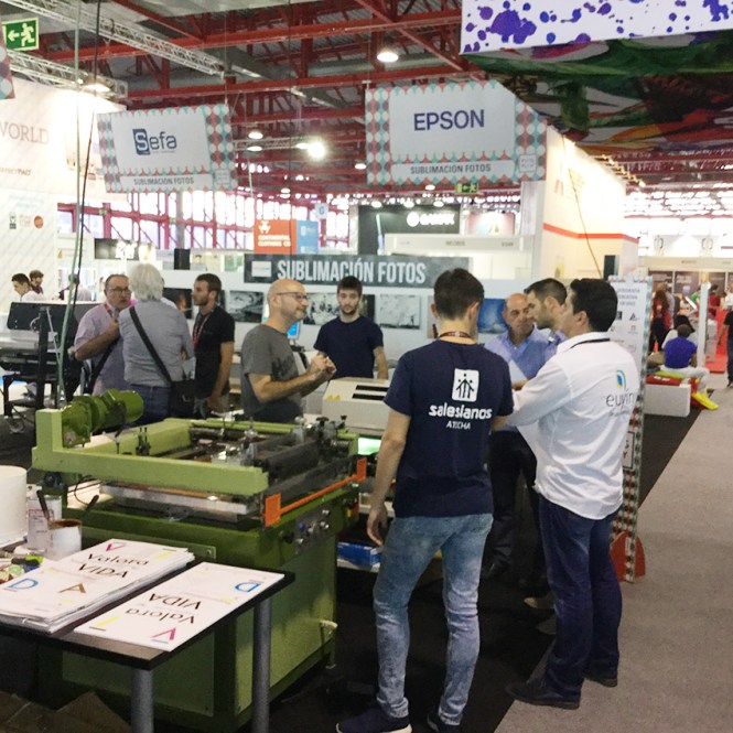 cprint, artes gráficas, salesianos atocha, alumnos impresión, serigrafía