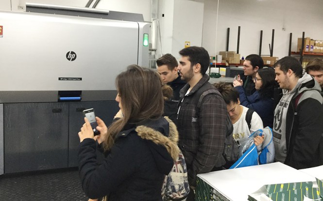  truyol, departamento artes gráficas salesianos atocha, alumos preimpresión digital, visita artes gráficas, impresión digital, madrid, 2017