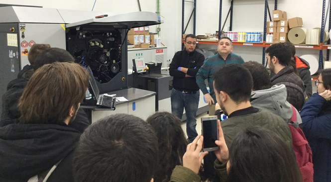 truyol, departamento artes gráficas salesianos atocha, alumos preimpresión digital, visita artes gráficas, impresión digital, madrid, 2017