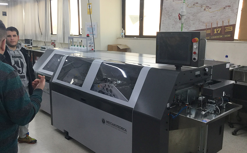 Truyol Digital, departamento artes gráficas salesianos atocha, alumos preimpresión digital, visita artes gráficas, impresión digital, madrid, 2017