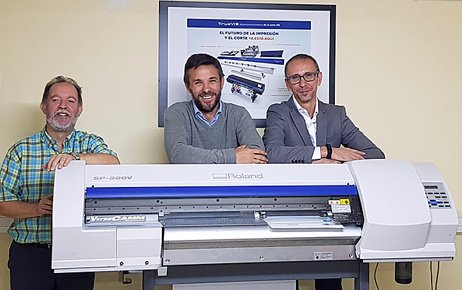 M2M, Roland, Departemento Artes Gráficas Salesianos Atocha, Impresión Digital, Roland Versacamm, Impresión y corte