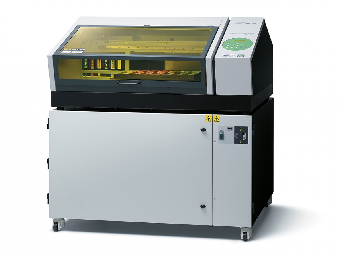 roland lef 200, departamento artes gráficas salesianos atocha, impresión digital