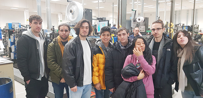 Visita a Karpay, departamento de artes gráficas salesianos atocha, impresión de etiquetas adhesivas, flexografía