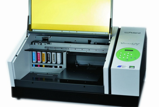 Roland versauv lef12i; salesianos atocha, departamento de artes gráficas; impresíón digital; 