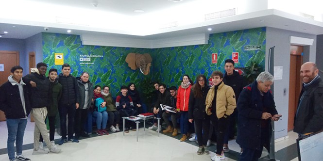 Visita a truyol 2020;alumnos de preipresión segundo, artes gráficas salesianos atocha, impresión digital